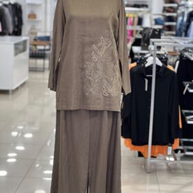 Haki Yeşil